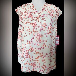 Vince Camuto Ruffled Cap Sleeve Blouse in White and Pink Size XS